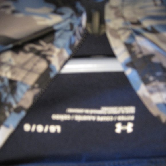 Under Armor - Picture 3 of 4